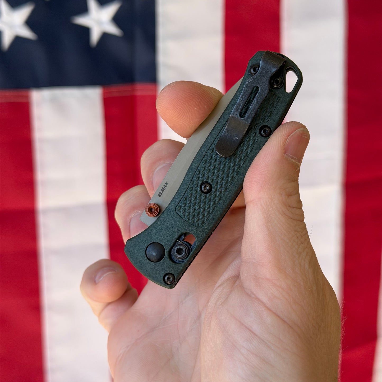 The Back Door: Benchmade Mini Bugout®, Taiga Green Grivory Handle, Tan ELMAX Blade, 2.82″, Made in USA (533TN-2601) (Return)