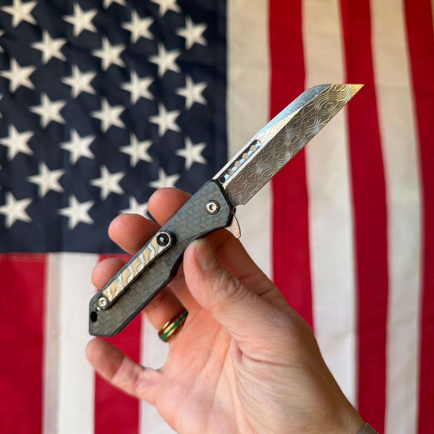 Heretic Knives Jinn Manual Knife – Carbon Fiber Chassis, Vegas Forge Vines & Roses Damascus, Hand Ground Polished Blade, Flamed Titanium Clip – Serialized – Made in USA (S/N 017)