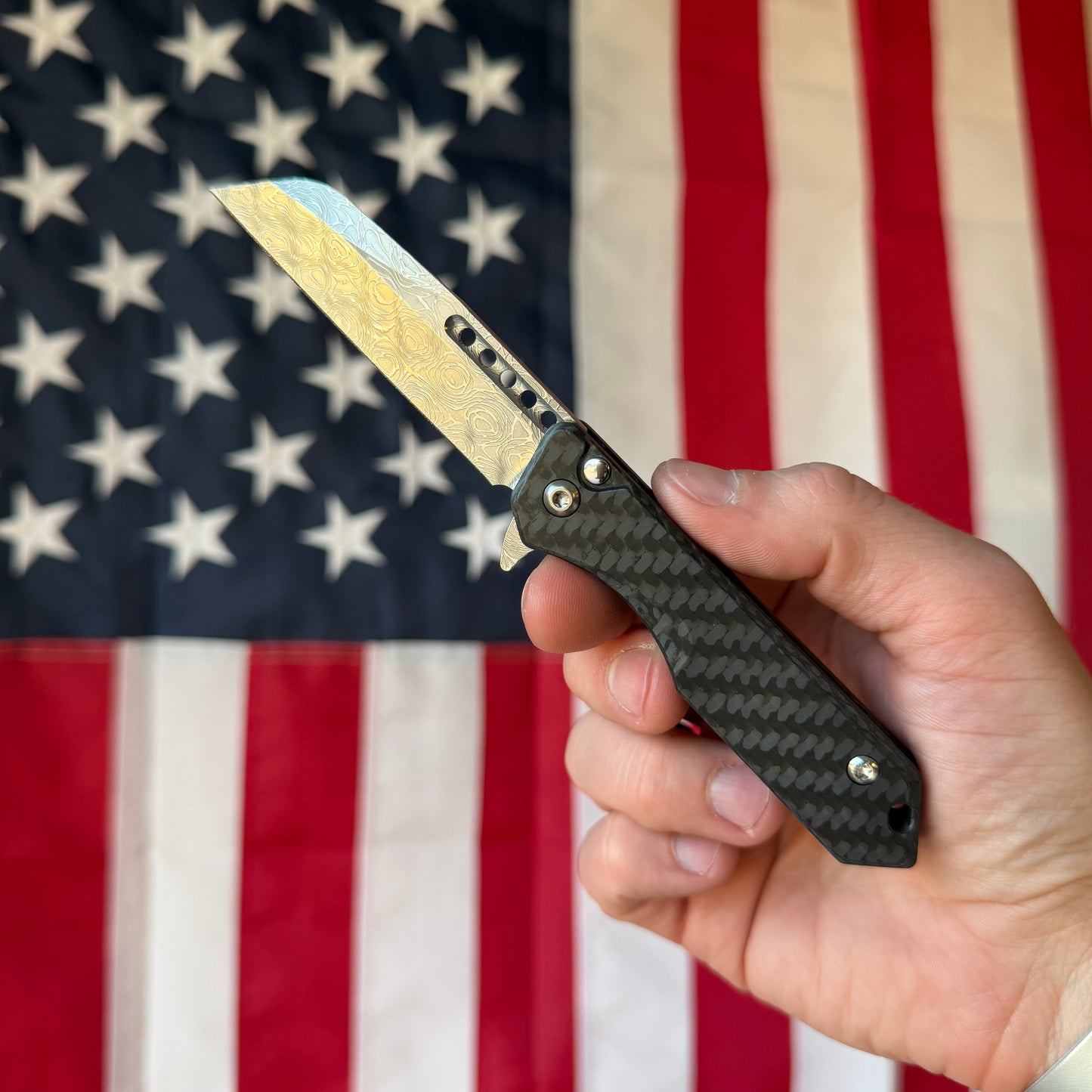 Heretic Knives Jinn Manual Knife – Carbon Fiber Chassis, Vegas Forge Vines & Roses Damascus, Hand Ground Polished Blade, Flamed Titanium Clip – Serialized – Made in USA (S/N 019)