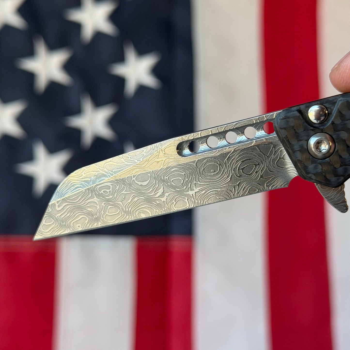 Heretic Knives Jinn Manual Knife – Carbon Fiber Chassis, Vegas Forge Vines & Roses Damascus, Hand Ground Polished Blade, Flamed Titanium Clip – Serialized – Made in USA (S/N 019)