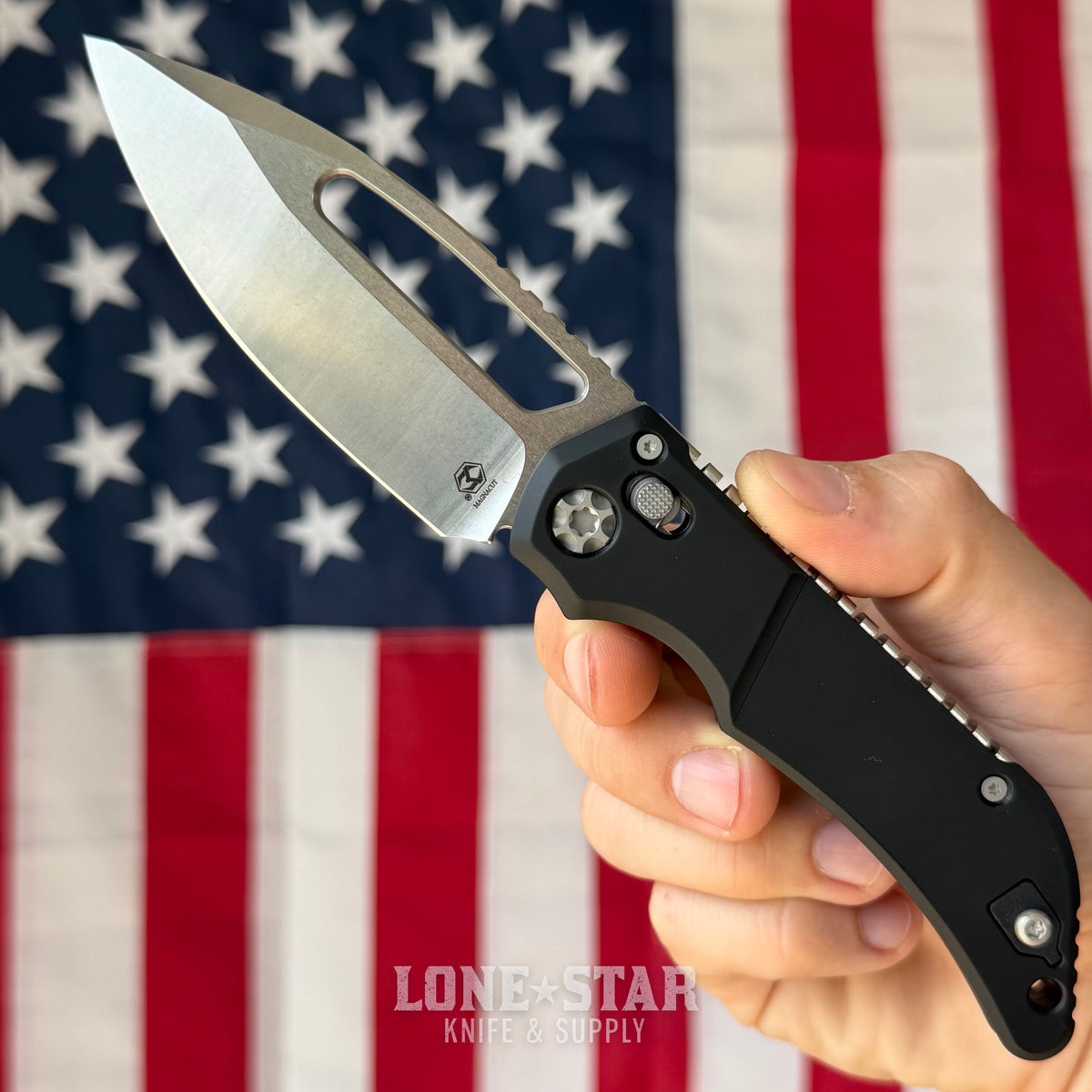Heretic Koschei - 3.5" MagnaCut Stonewash, Black Chassis, Crossbar Lock - Made in USA (H061-2A)