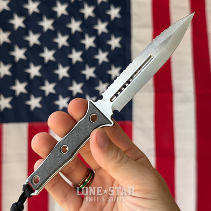 Heretic Mini Nephilim 4" MagnaCut Dagger, Stonewash Fully Serrated, Carbon Fiber Scales, JRE Leather Sheath - Made in USA (H069-2C-CF)