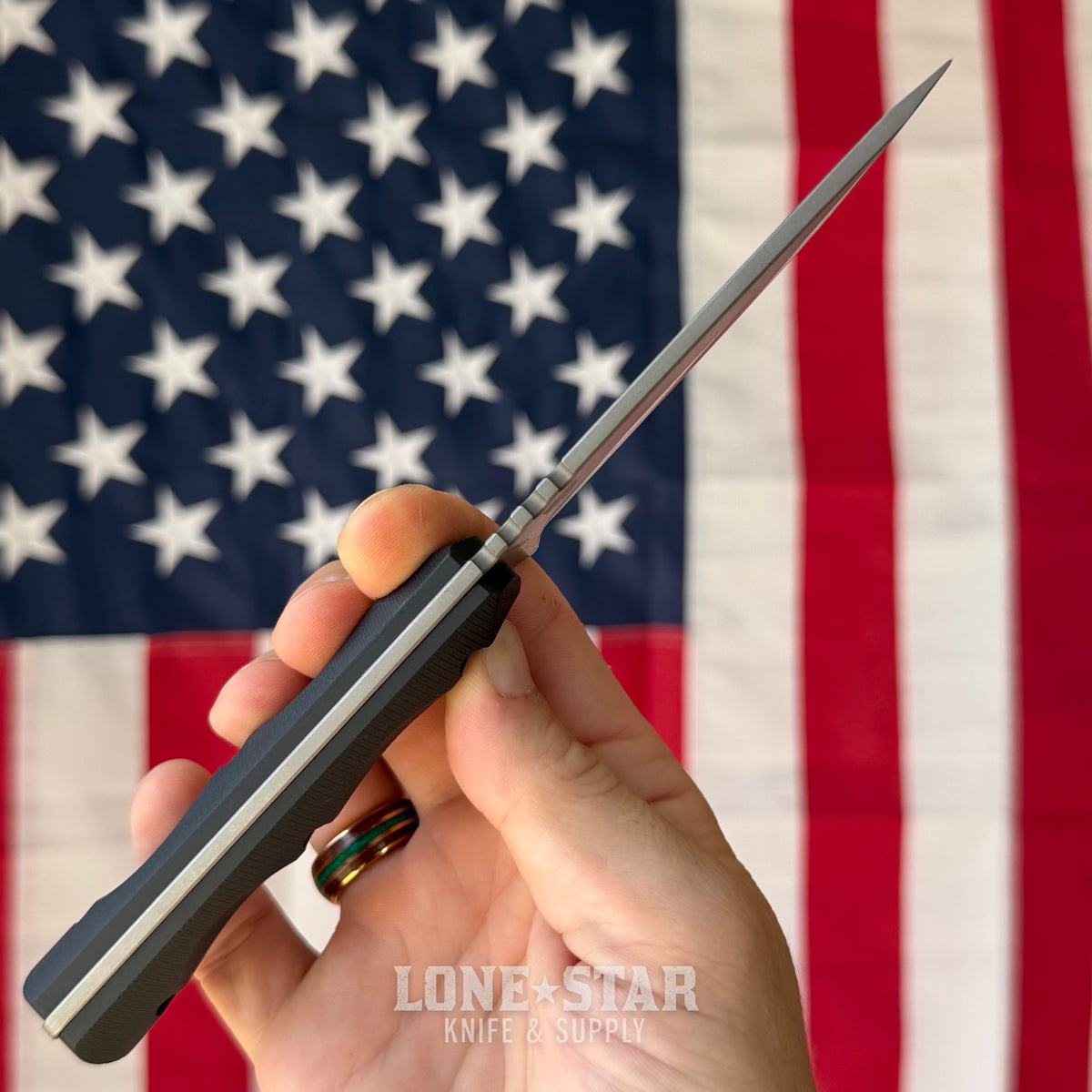 McNees Ridge Runner Fixed Blade - 3.7" MagnaCut Atomic Stonewash, Black G10, Kydex with Tek-Lok - Made in USA (2446)