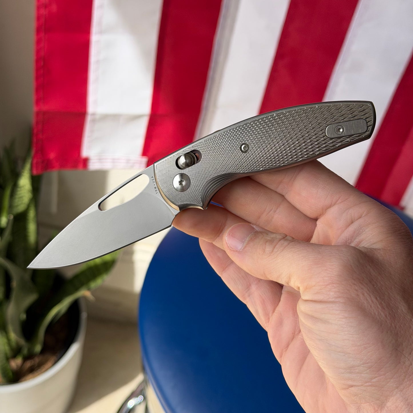 TRM BULLDOG Rev. B Knife – MagnaCut Blade, 3D Contoured Titanium Lizard Skin Scales, River-Lok – Made in USA