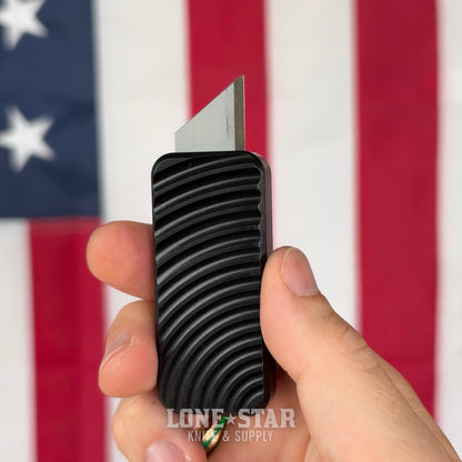 Rivery MFG Zero V2 Utility Knife, Original Pattern, Black, 6061 Aluminum - Made in USA (RIV-ZERO-V2-ORIG-BLACK)