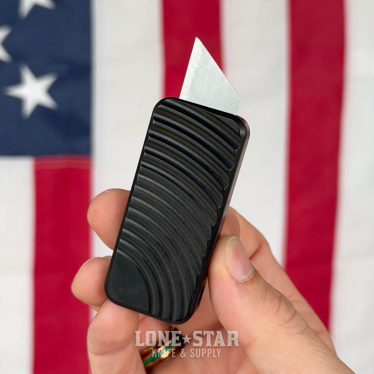 Rivery MFG Zero V2 Utility Knife, Original Pattern, Black, 6061 Aluminum - Made in USA (RIV-ZERO-V2-ORIG-BLACK)
