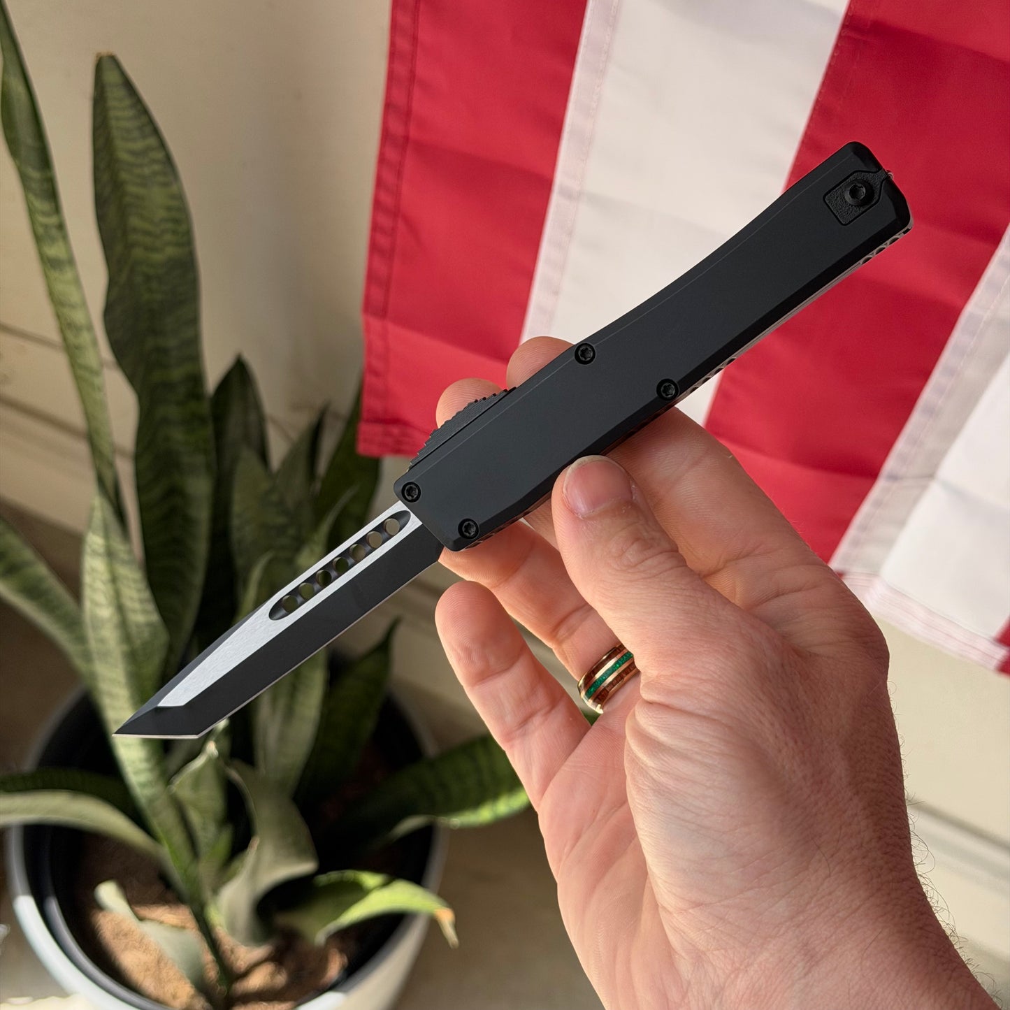 Heretic NYX Tanto OTF Knife – 3.62” MagnaCut, 2-Tone Black Tactical, All Black Hardware – Made in USA (H015-10A-T)