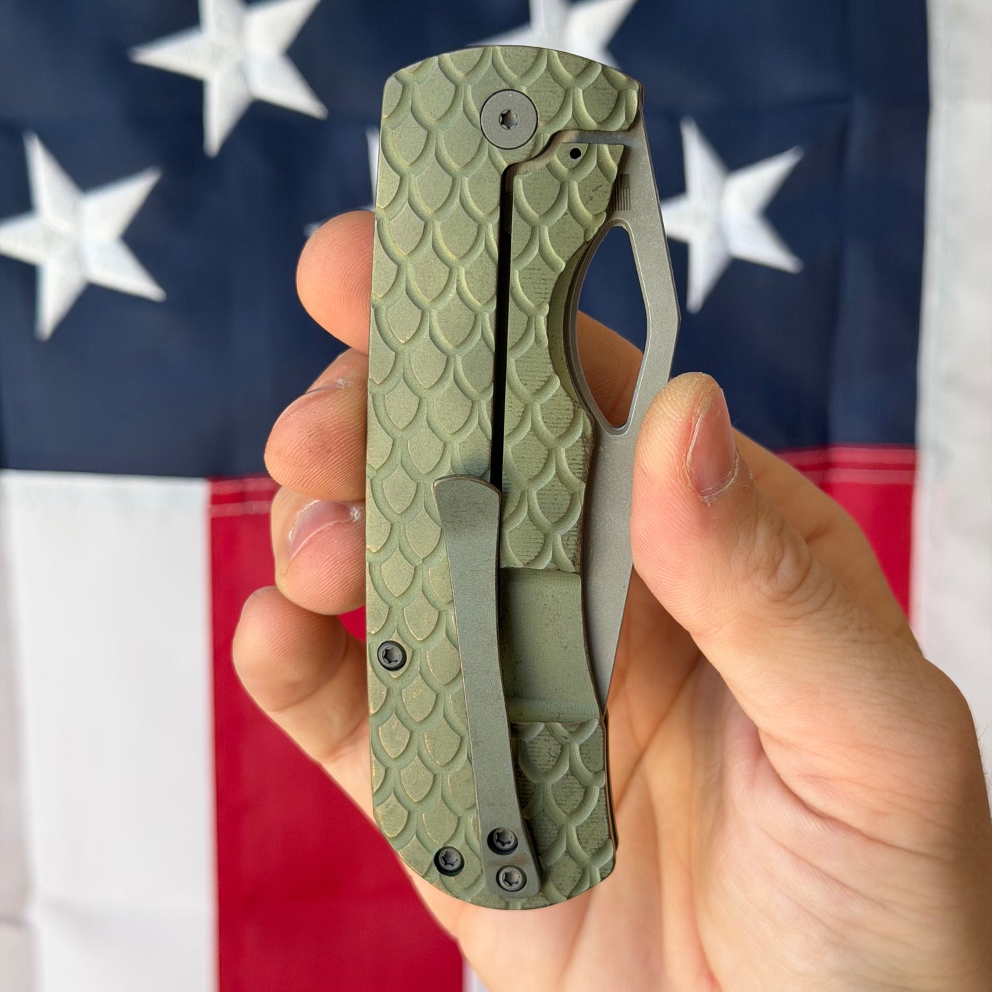 McNees Dixon 3.75″ Knife – Dragonscale Green/Bronze Titanium, MagnaCut Atomic Stonewash, Frame Lock – Made in USA (2532)