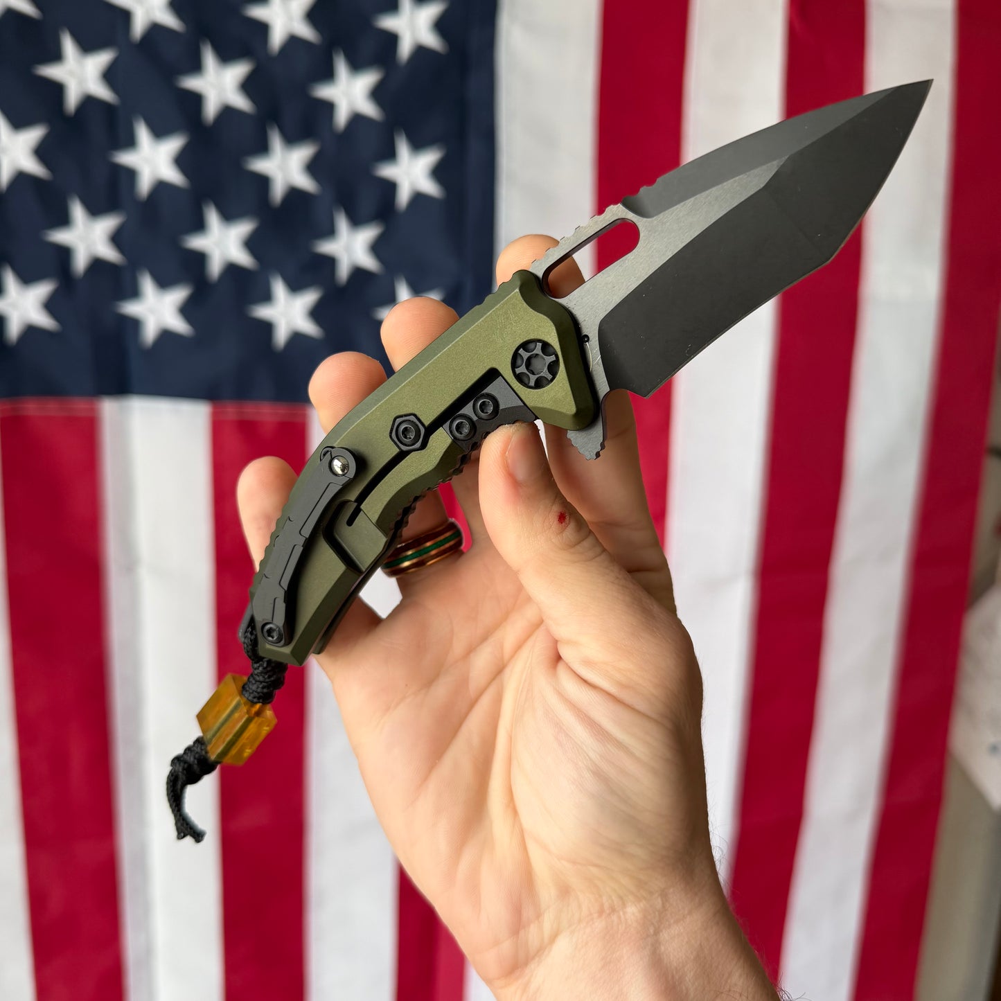 The Back Door: Heretic Medusa Manual RE DLC OD Green Tactical, 3″ MagnaCut Recurve Blade, Made in USA (H010-6A-GRN) (Return)