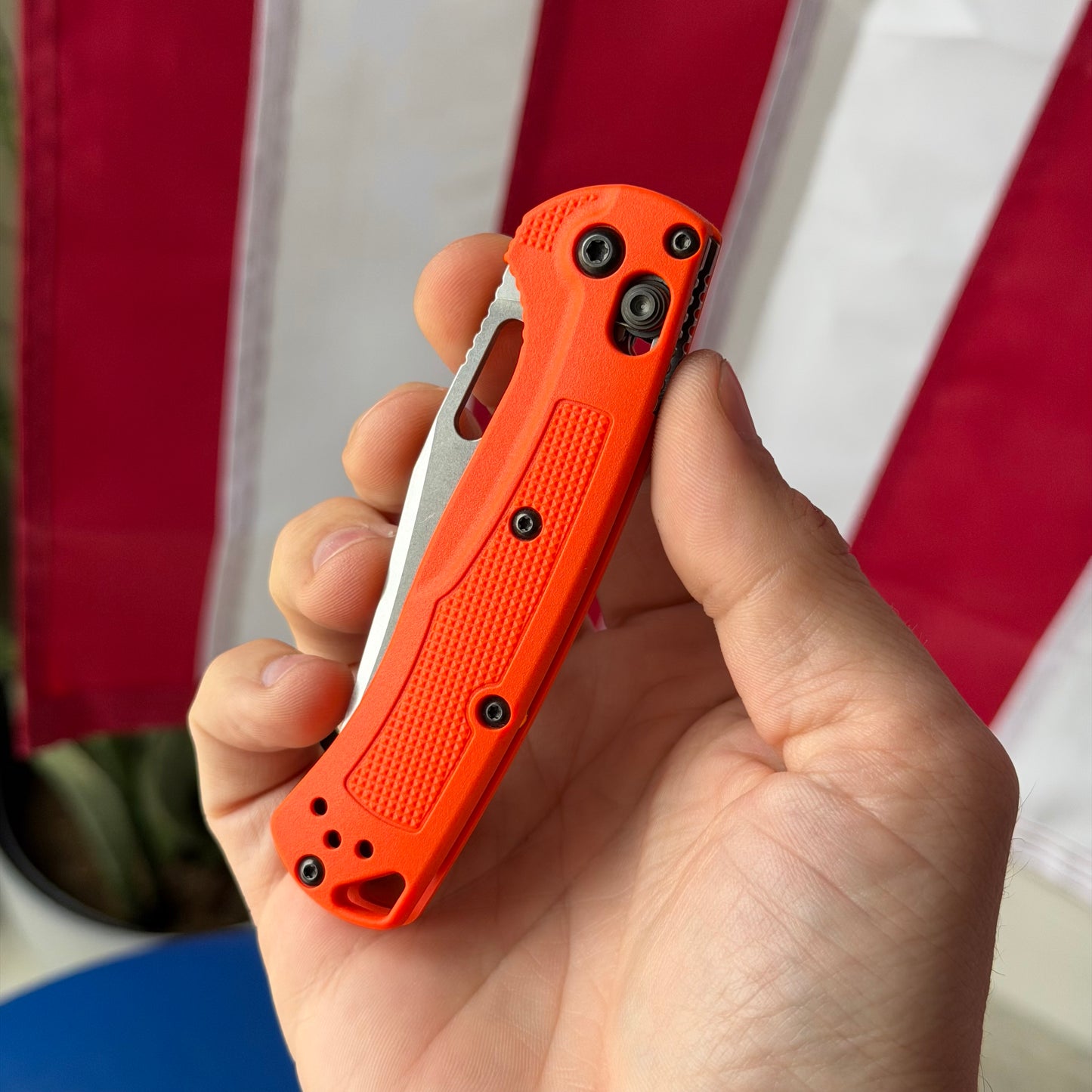 The Back Door: Benchmade Mini Taggedout Knife – 3.04” CPM-154 Blade, Orange Grivory Handle, AXIS Lock – Made in USA (15533) (Used)