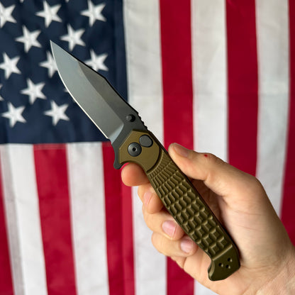 The Back Door: Half Face Blades Crow Folder, Anodized OD Green Aluminum Handle, 3.5″ S45VN Blade, Made in USA (Return)