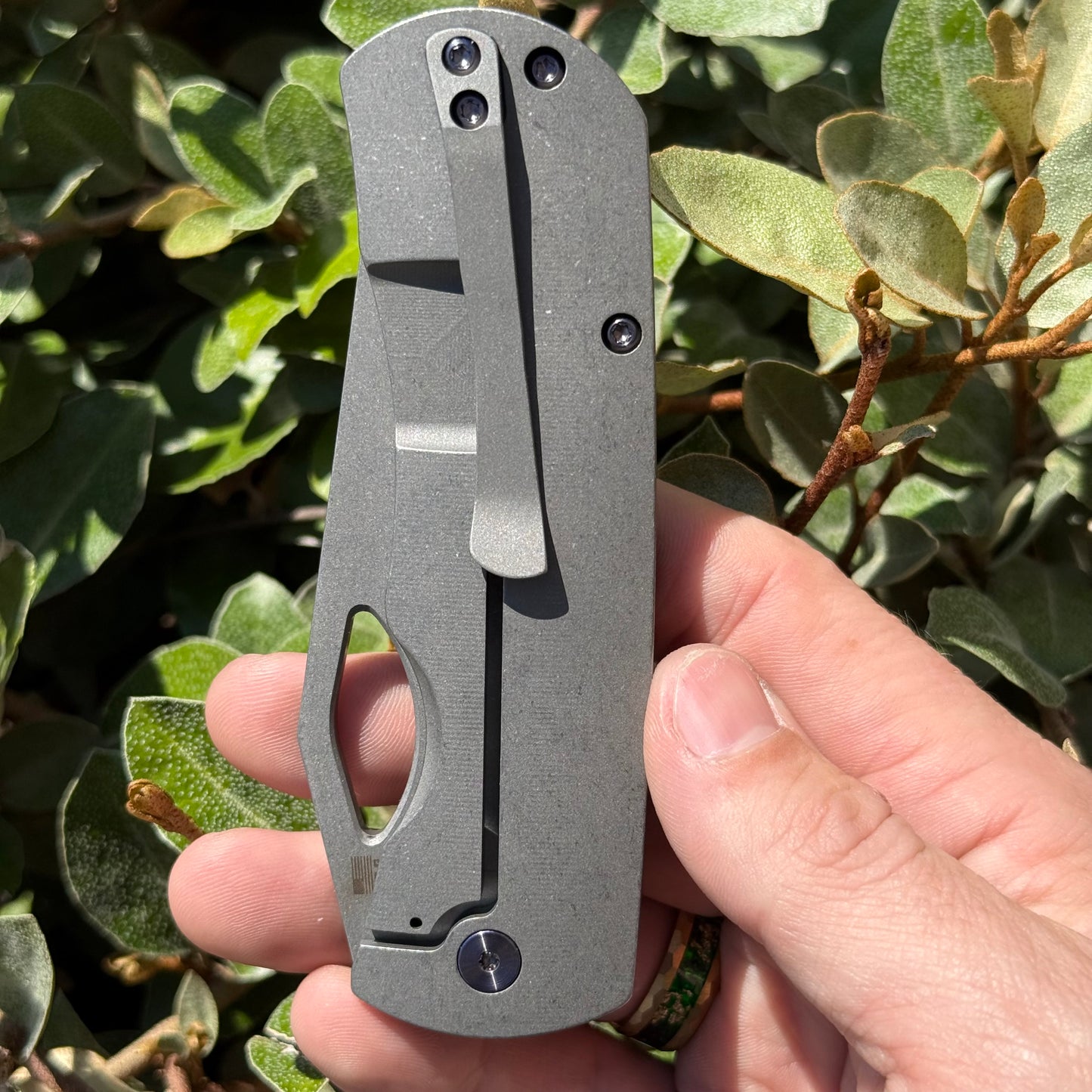 Dixon Folding Knife – Titanium Frame Lock, 3.75″ MagnaCut Blade, Made in USA