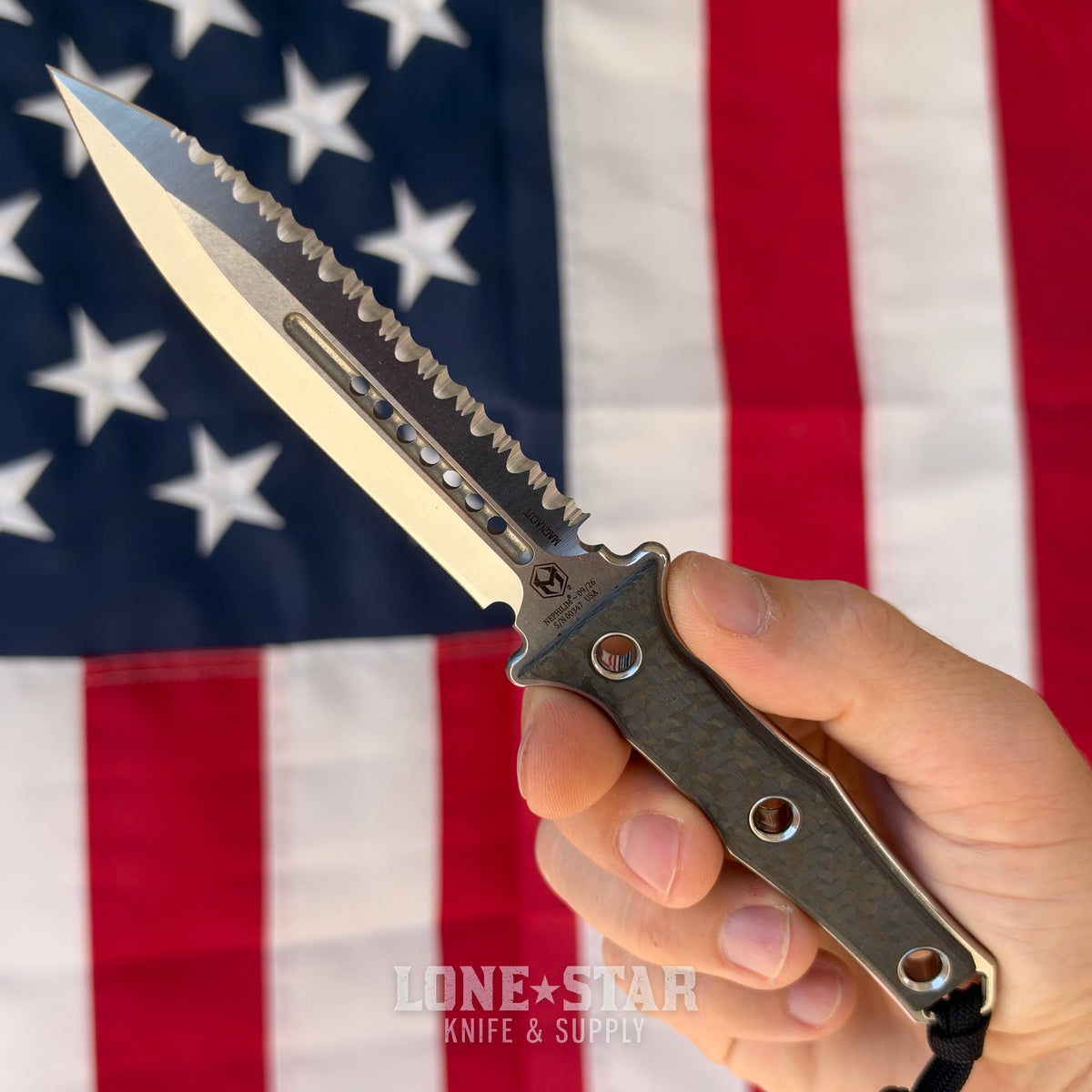 The Back Door: Heretic Mini Nephilim 4" MagnaCut Dagger, Stonewash Fully Serrated, Carbon Fiber Scales, JRE Leather Sheath - Made in USA (H069-2C-CF) (Return)