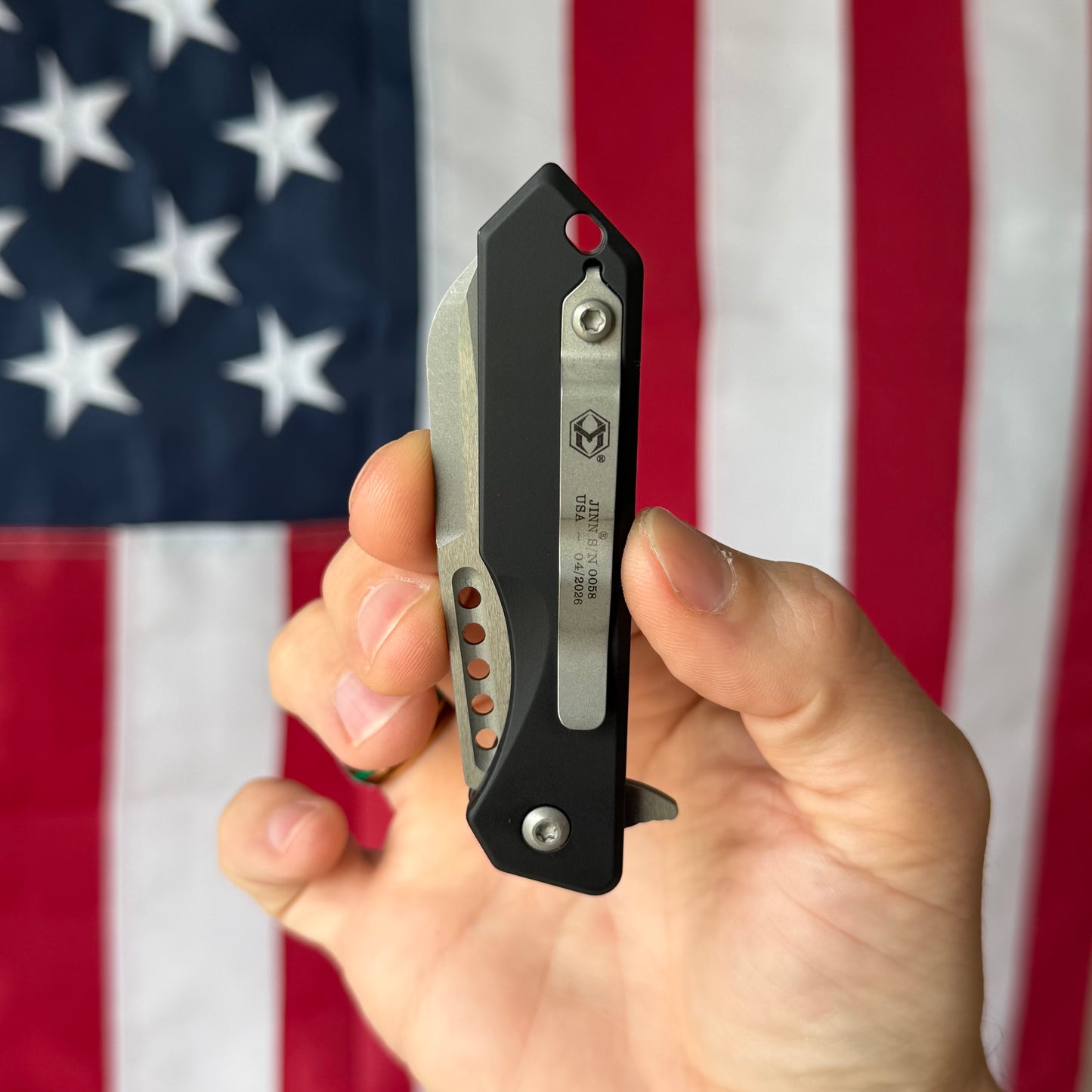 Heretic Jinn Manual 3.0" Button Lock Flipper – Battleworn MagnaCut, Black Chassis – Made in USA (H213-5A)