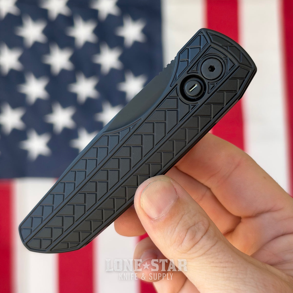 Pro-Tech Vero Synapse 2 Operator Edition, 3.5" Sterile DLC CPM-MagnaMax, Tritium Button, Black Herringbone Aluminum - Made in USA (VERO2106 MM OP)