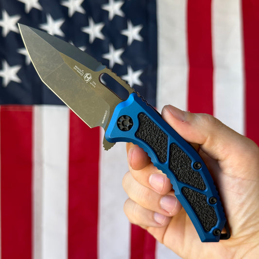 The Back Door: Heretic Medusa Manual TE DLC Blue Tactical, 3″ MagnaCut Tanto Blade, Made in USA (H009-6A-BLU) (Demo)
