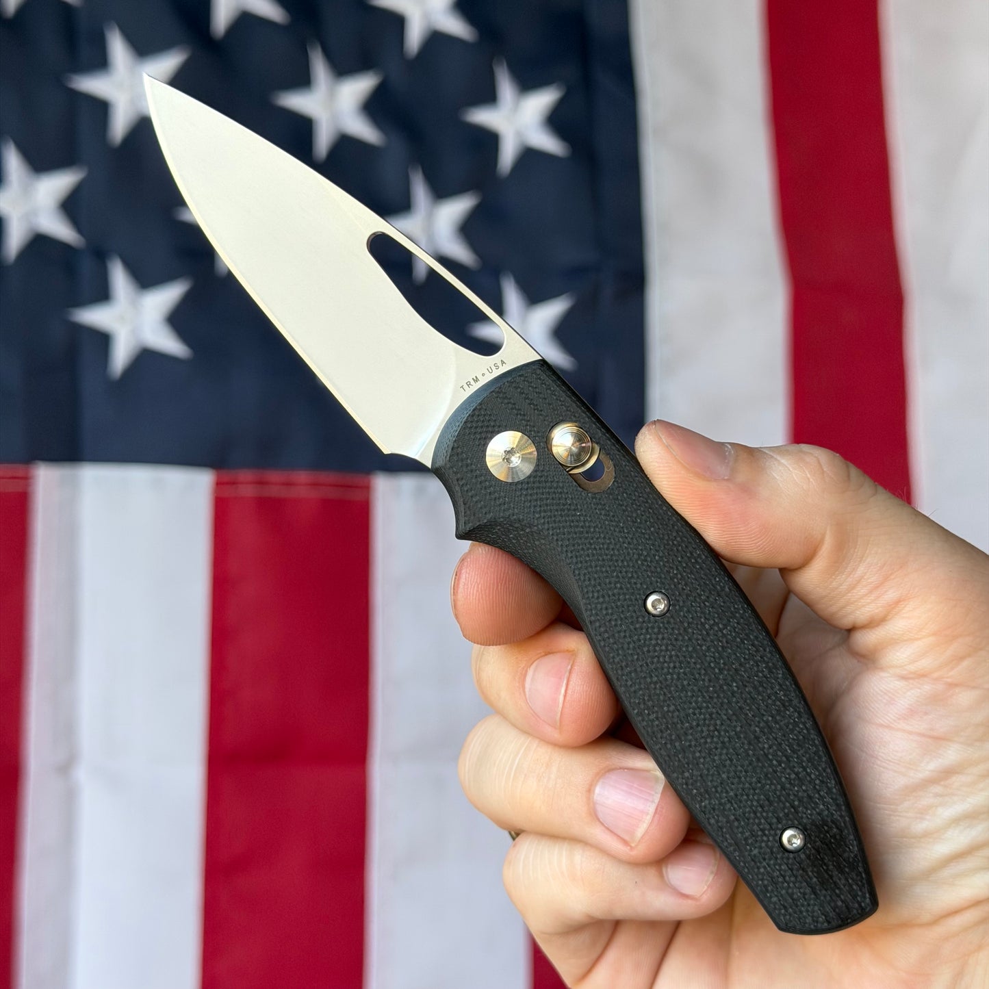TRM BULLDOG Rev B 2.95" River-LOK – Jet Black G10 3D Lizard Skin, MagnaCut – Made in USA