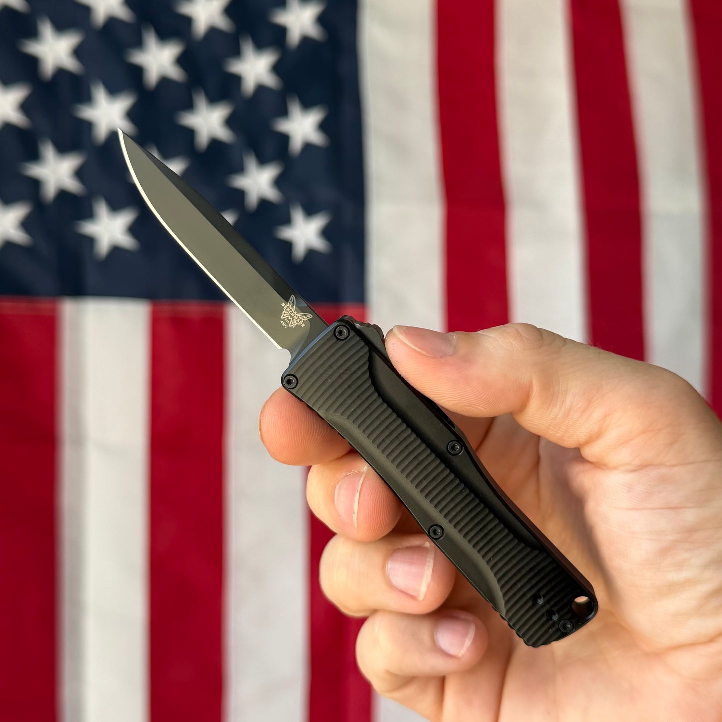 The Back Door: Like New – Benchmade OM 4850BK Micro OTF, S30V Black DLC, Black Aluminum – Action Needs LifeSharp – Made in USA