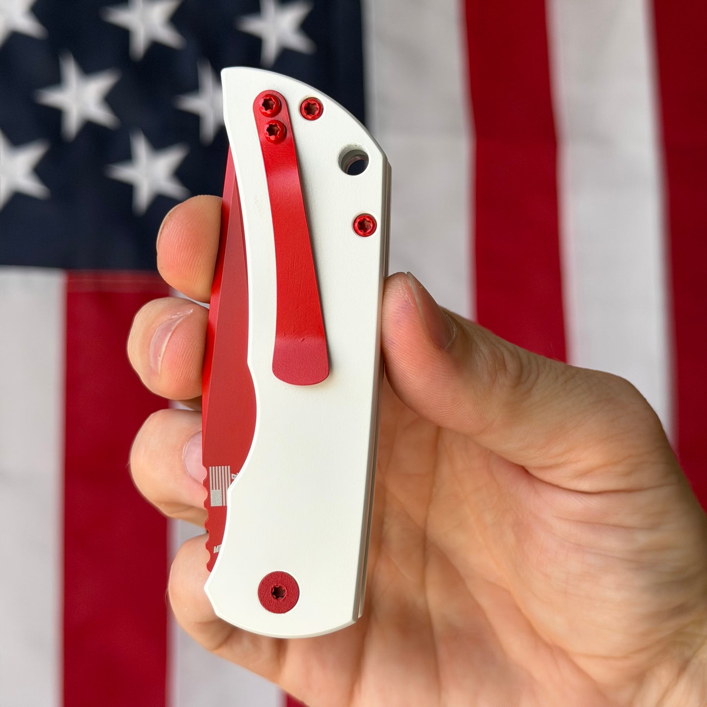 The Back Door: Used – McNees White Stormtrooper AutoMAC 3.25" Auto – White Aluminum, MagnaCut, Star Wars Inspired, Rare – Made in USA
