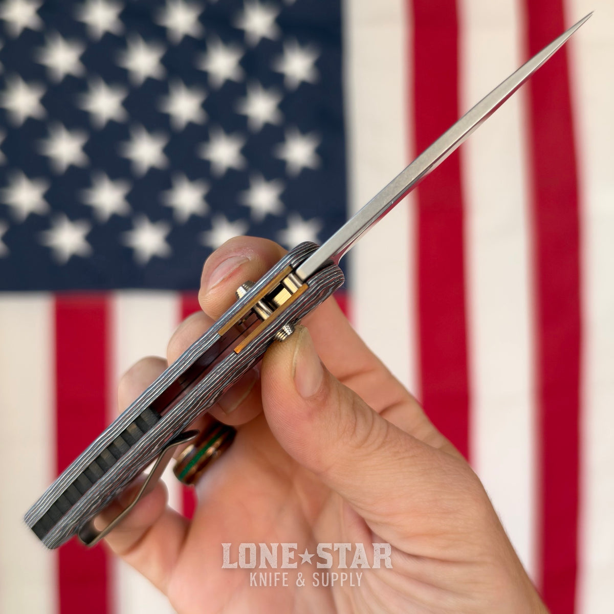 TRM BULLDOG Rev B 2.95" River-LOK, Star Spangled Camo Carbon 3D Contoured Smooth, MagnaCut, Made in USA (DLR-BD-REVB-CCSTARSP)