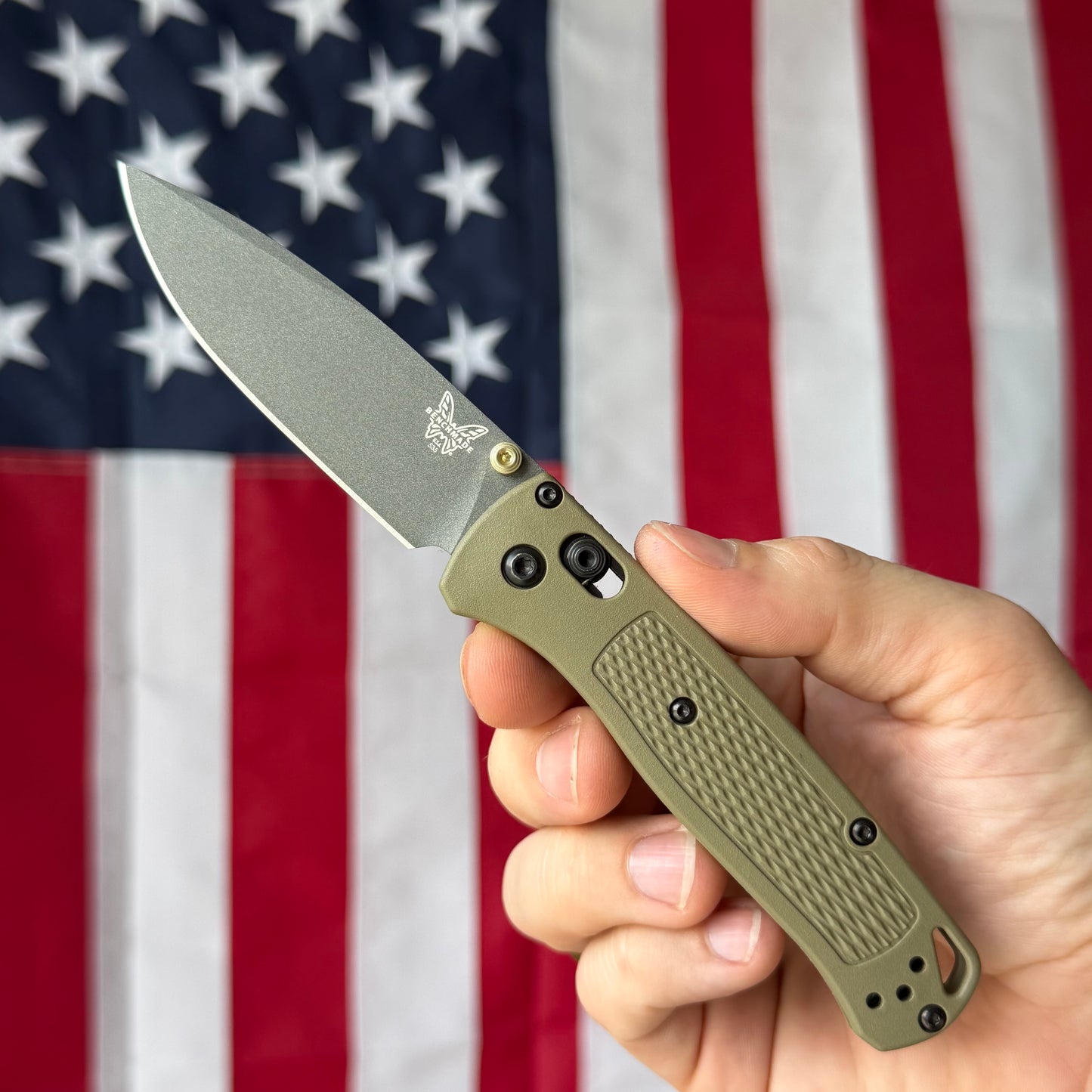 The Back Door: Like New – Benchmade Bugout 535GRY-1 3.24" AXIS Lock – Ranger Green, S30V Smoked Gray – Made in USA