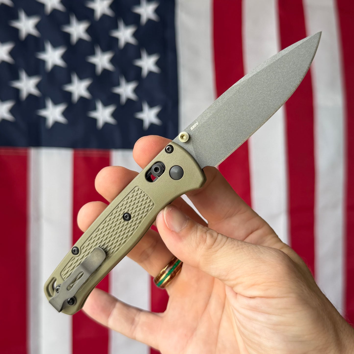 The Back Door: Like New – Benchmade Bugout 535GRY-1 3.24" AXIS Lock – Ranger Green, S30V Smoked Gray – Made in USA