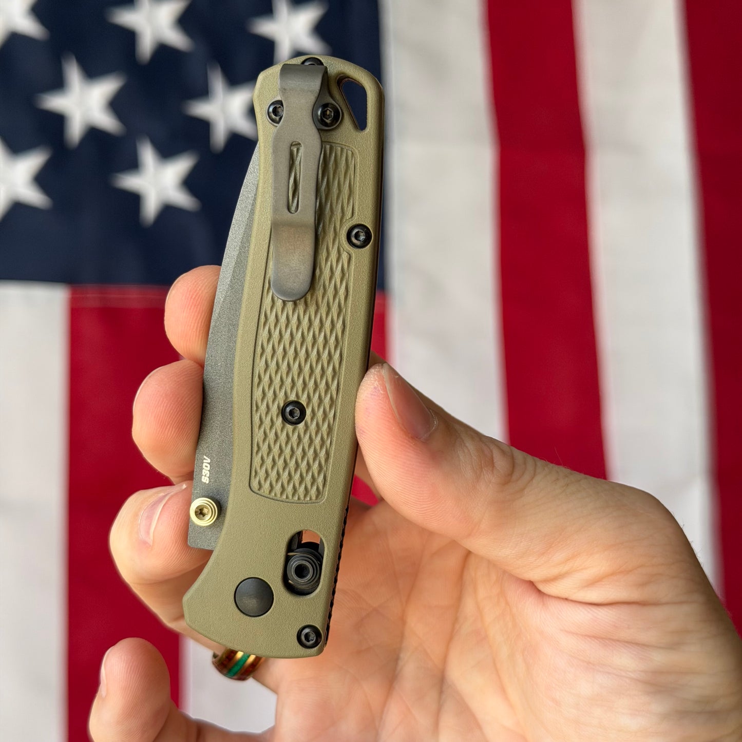 The Back Door: Like New – Benchmade Bugout 535GRY-1 3.24" AXIS Lock – Ranger Green, S30V Smoked Gray – Made in USA