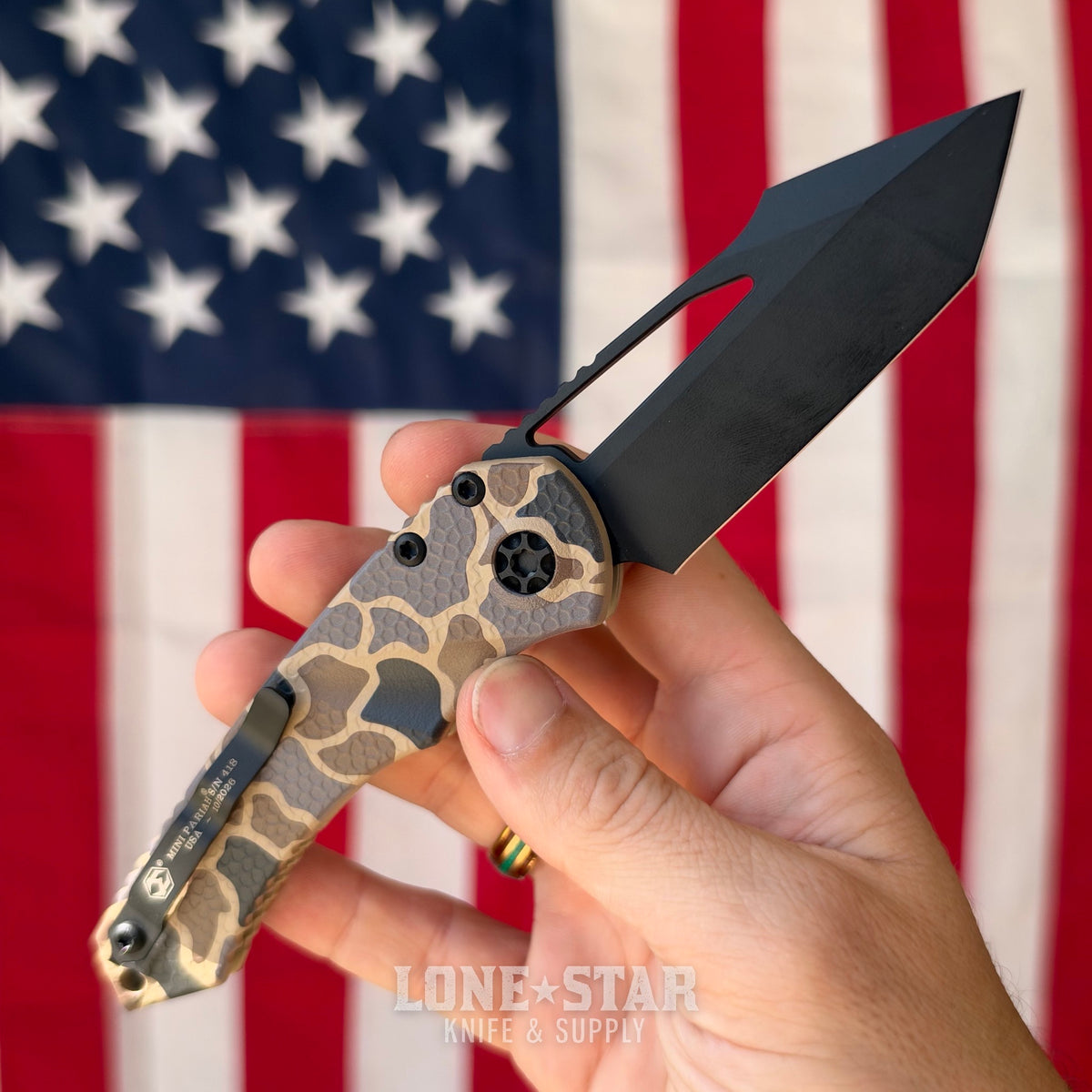 Heretic Mini Pariah Manual Duck Camo, 3.36" MagnaCut Black Tanto, Glass Packed Polymer Chassis - Made in USA (H053-DC)
