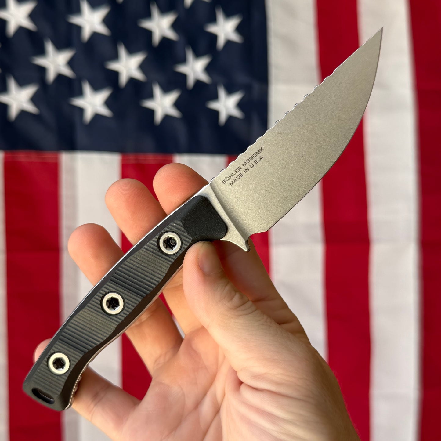 Microtech Akris 3.7" Fixed Blade – Black G10, M390MK Stonewash, Leather Sheath – Made in USA (95-10BK-1)