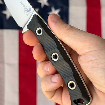 Microtech Akris 3.7" Fixed Blade – Black G10, M390MK Stonewash, Leather Sheath – Made in USA (95-10BK-1)