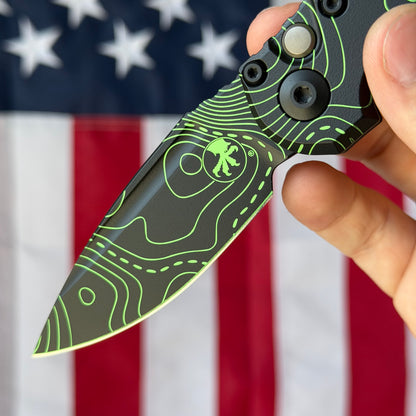 Microtech LUDT Gen III 3.5" OTS – Topographic Black/Green, M390MK – Made in USA (1135S-1TPBKPGCS)