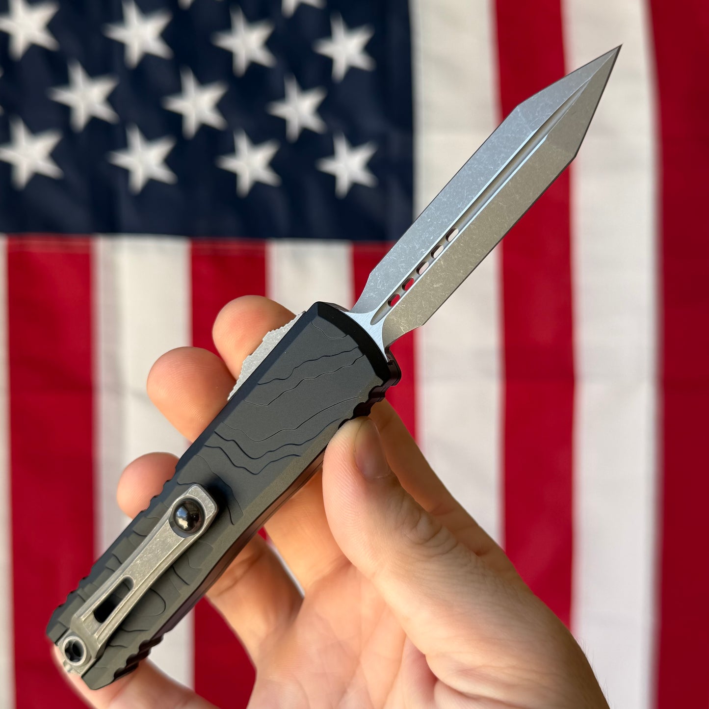 Microtech UTX-85 Gen IV 3.11" OTF – Spartan Blade, Black Topographic Deep Engraved Handle, M390MK Apocalyptic – BSA26 – Made in USA (12304TP-10AP)