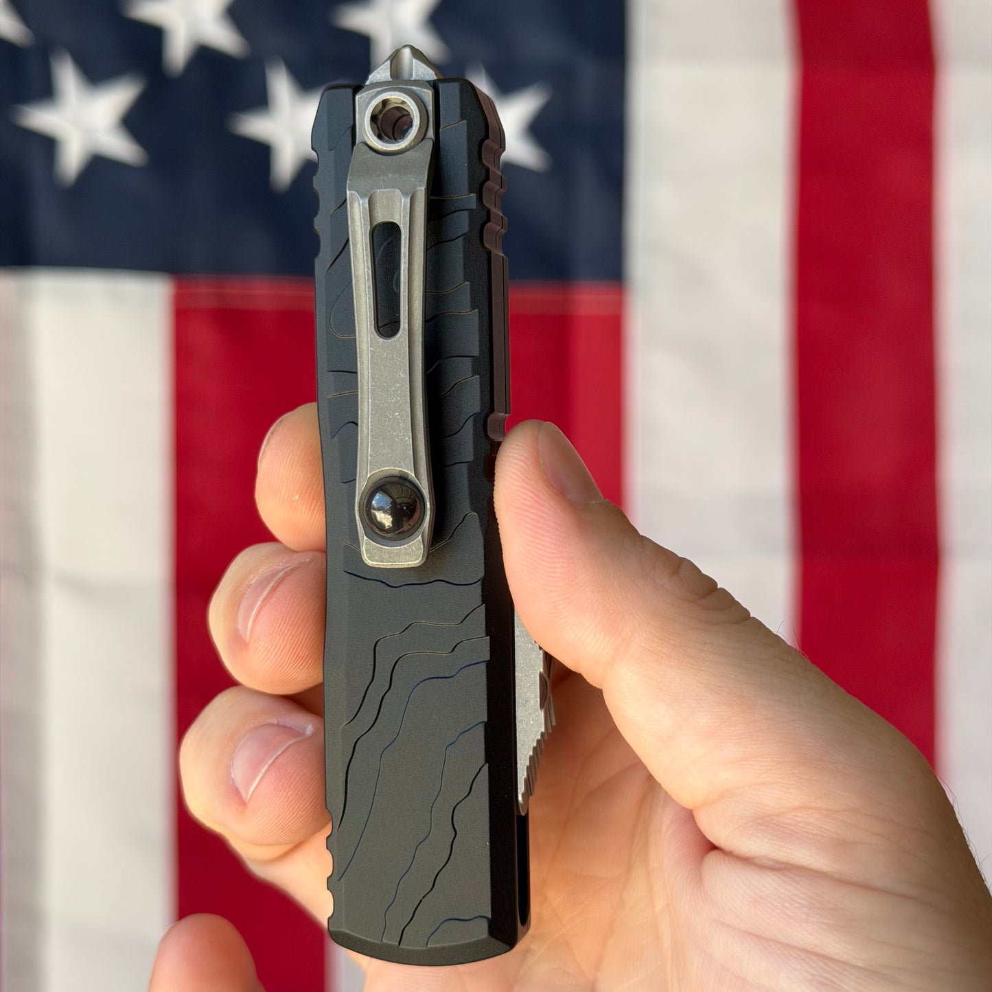 Microtech UTX-85 Gen IV 3.11" OTF – Spartan Blade, Black Topographic Deep Engraved Handle, M390MK Apocalyptic – BSA26 – Made in USA (12304TP-10AP)