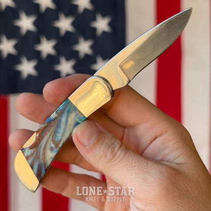 The Back Door: Bear & Son Lockback - Coral Reef Resin, 2.5" Stonewash Drop Point, Serial 1 of 600 - Made in USA (961CR) (Trade In)