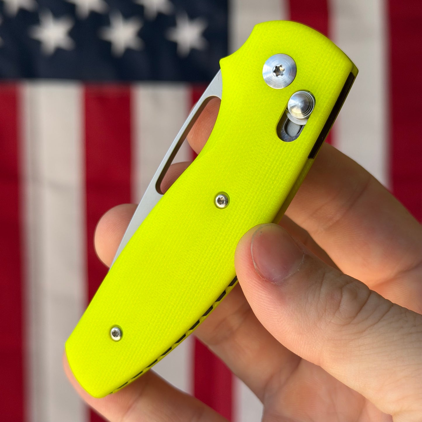 TRM BULLDOG Rev B 2.95" River-LOK – Safety Yellow G10 3D, MagnaCut – Made in USA