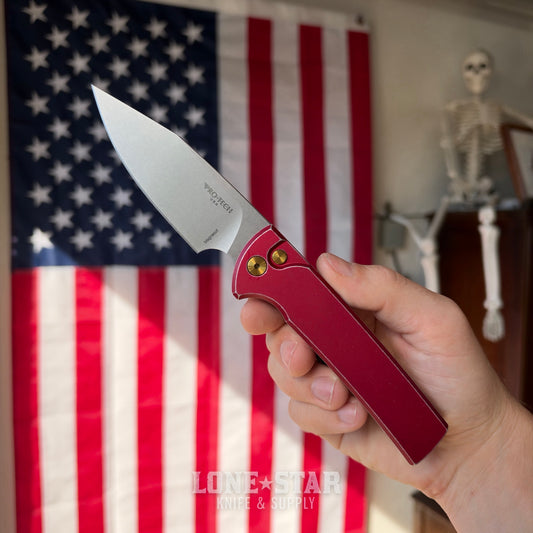 Pro-Tech Scapegoat Fullsize Auto, Ramon Chaves Design, Battleworn Red Aluminum, Stonewash MagnaCut, Gold PVD, CCKS Fall 2026 - Made in USA (CCKSF26.ScapegoatF.1)