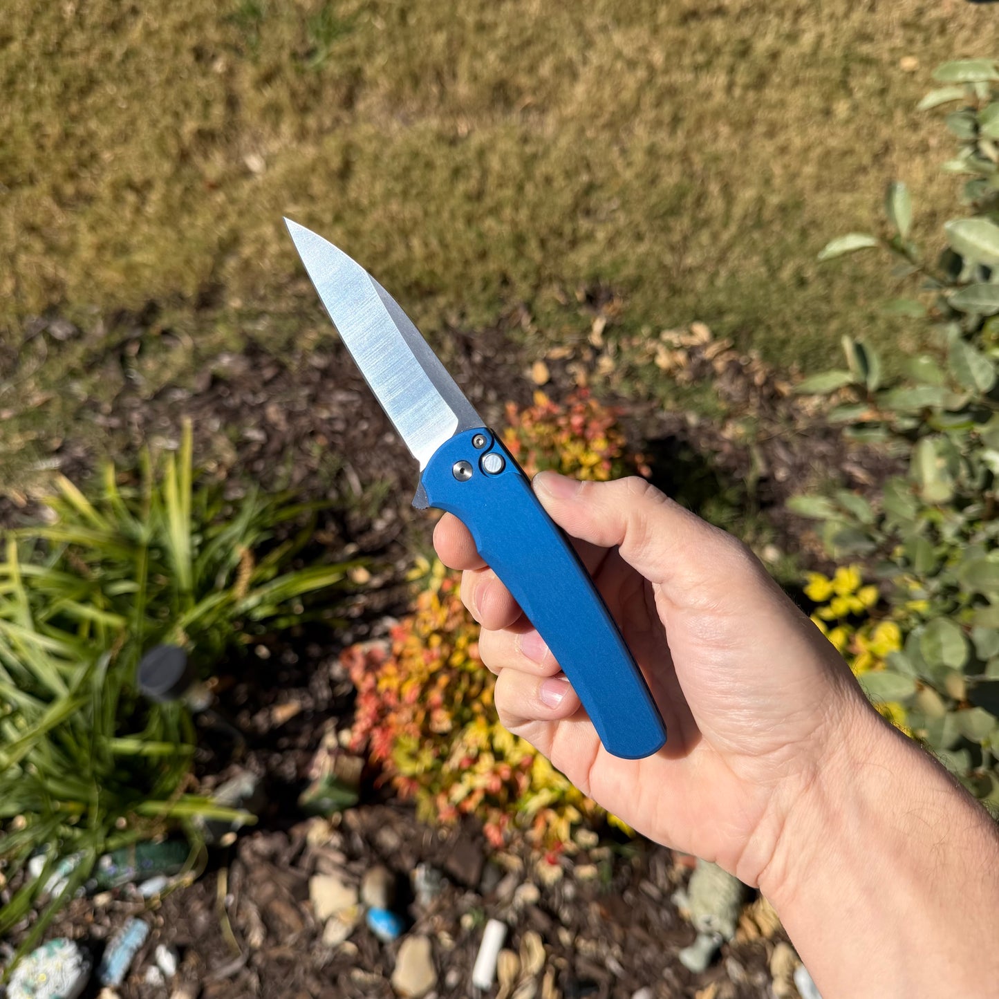 Malibu – MagnaCut Blade, Precision Button Lock Flipper – Made in USA