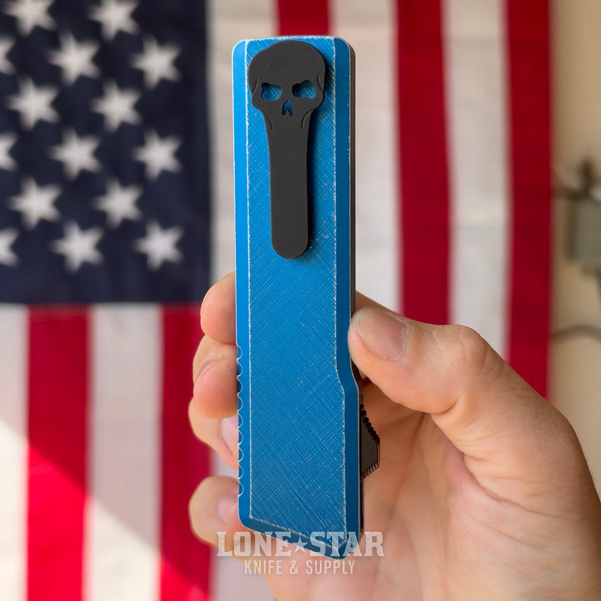 Chaves Dissident OTF Auto, M390 Drop Point, CCKS Blue Anodized, Gulf Carbon Fiber Inlay, Black PVD Titanium Hardware - Made in USA (CHAVES-DISSIDENT-CCKS-GULF-DP)