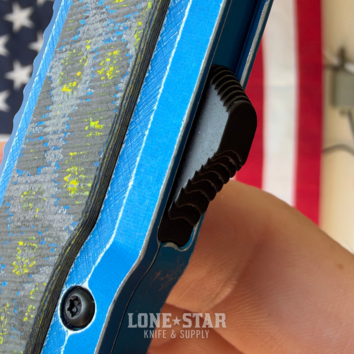 Chaves Dissident OTF Auto, M390 Tanto, CCKS Blue Anodized, Bolts Carbon Fiber Inlay, Black PVD Titanium Hardware - Made in USA (CHAVES-DISSIDENT-CCKS-BOLTS-TANTO)