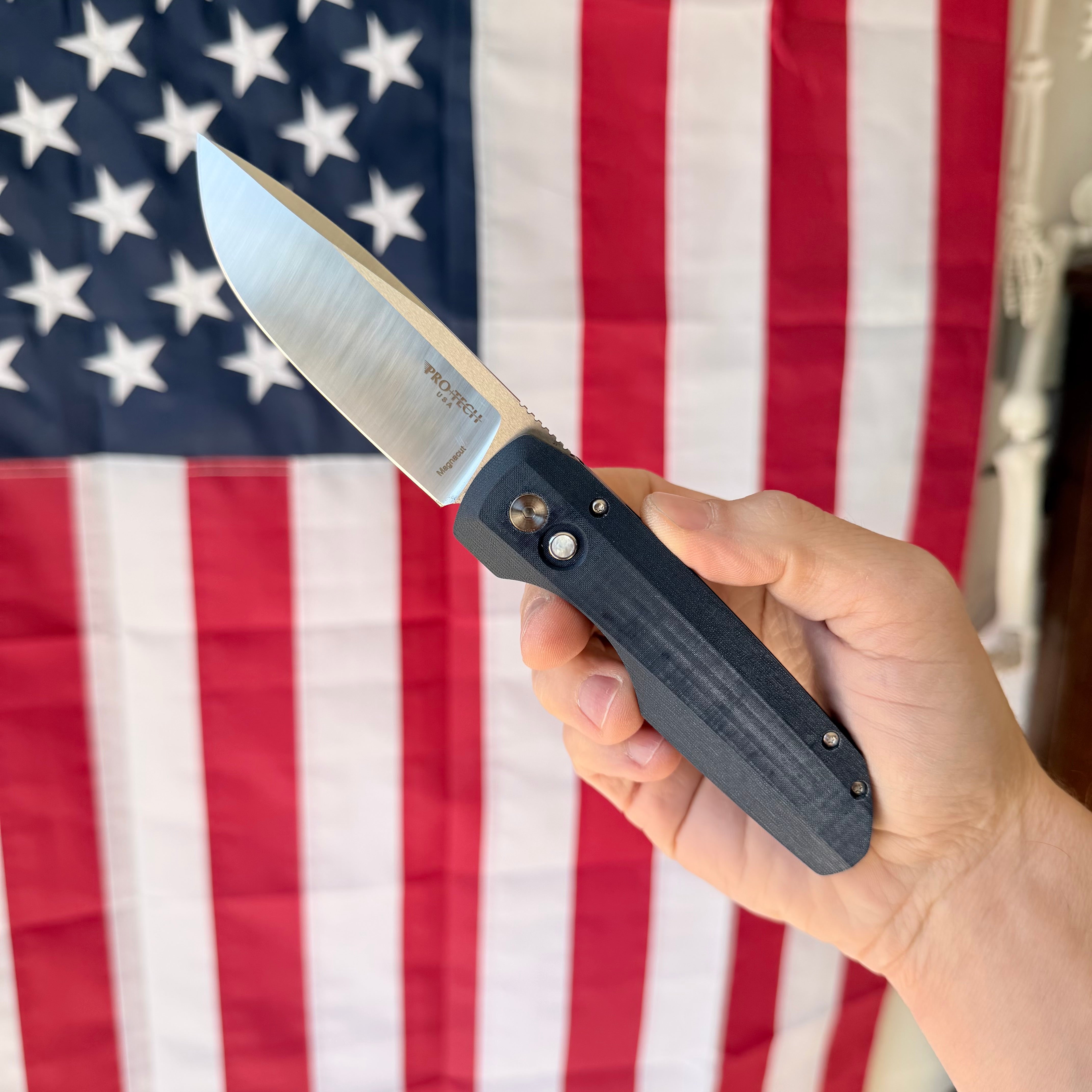 Vero Synapse Design - Blue Linen Micarta, MagnaCut – Lone Star