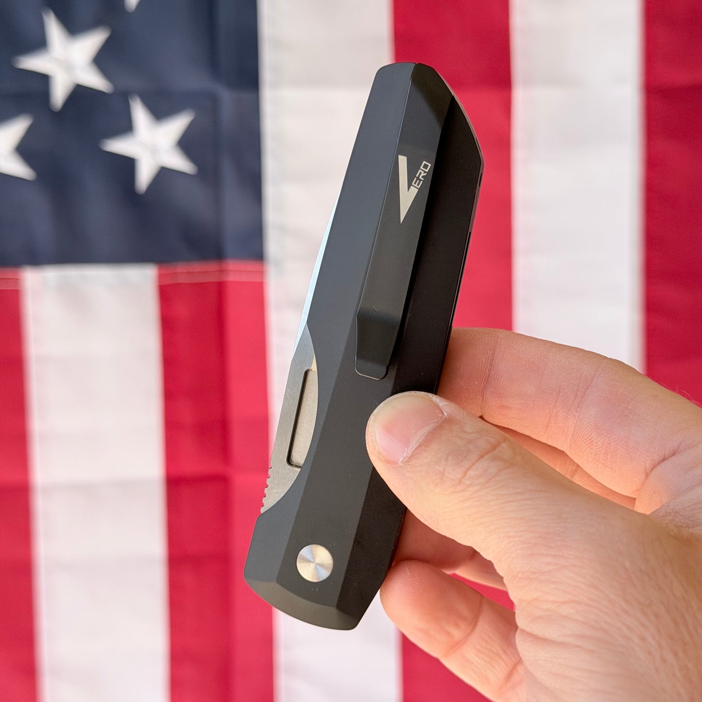 Vero Synapse Design – Blue Linen Micarta Handle, MagnaCut Blade – Made in USA (VERO1210-LTD BLUE LINEN MIC)