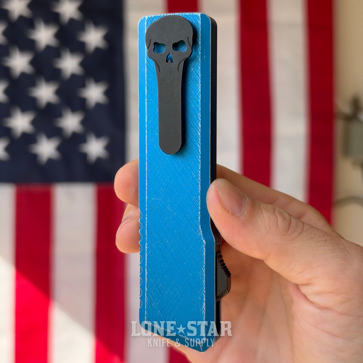 Chaves Dissident OTF Auto, M390 Tanto, Battle Worn Blue Anodized, Nebula Carbon Fiber Inlay, Black PVD Titanium Hardware - Made in USA (CHAVES-DISSIDENT-BW-NEBULA-TANTO)