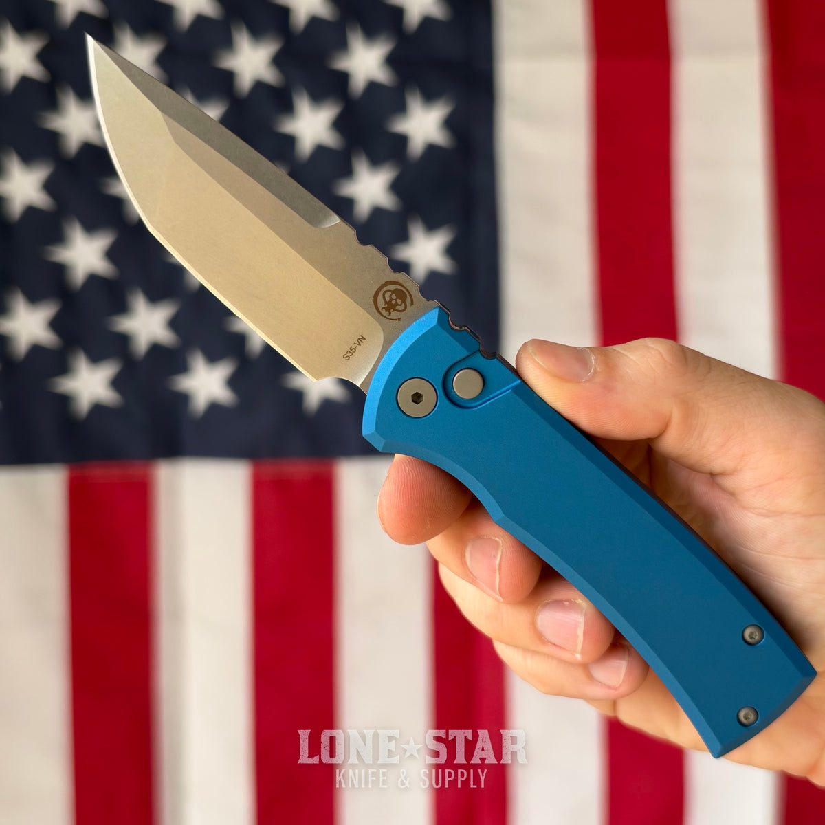 The Back Door: Chaves x Pro-Tech Redencion 229 Auto, 3.375" S35VN Stonewash Tanto, Blue Aluminum - Made in USA (Trade In)