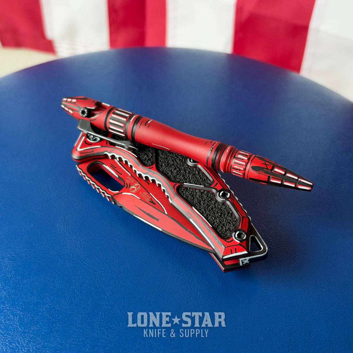 The Back Door: Lone Star Bundle, Heretic Red Cel Shade Set - Medusa Manual Tanto and Thoth Bolt-Action Pen, Serials 138 and 006 - Made in USA (BD-LSB-HERETIC-CELSHADE-RED)