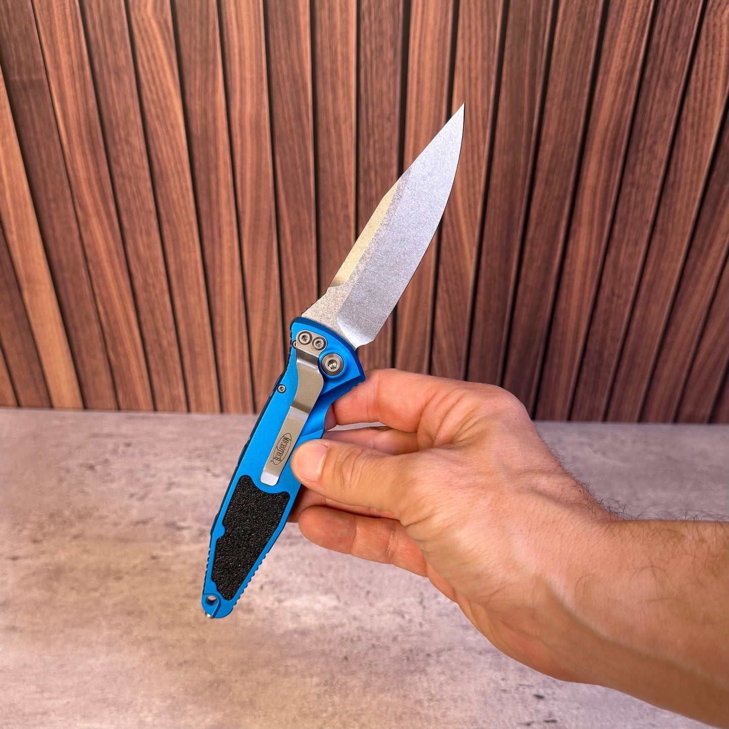 Microtech Socom Elite Auto Blue Aluminum, 4.0″ M390MK Blade, Made in USA (160A-10BL)