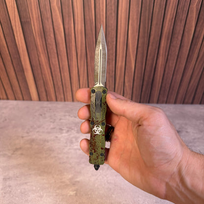 Dirac OTF Outbreak Signature Series, 2.9″ M390MK Blade, Made in USA (225-1OBDS)
