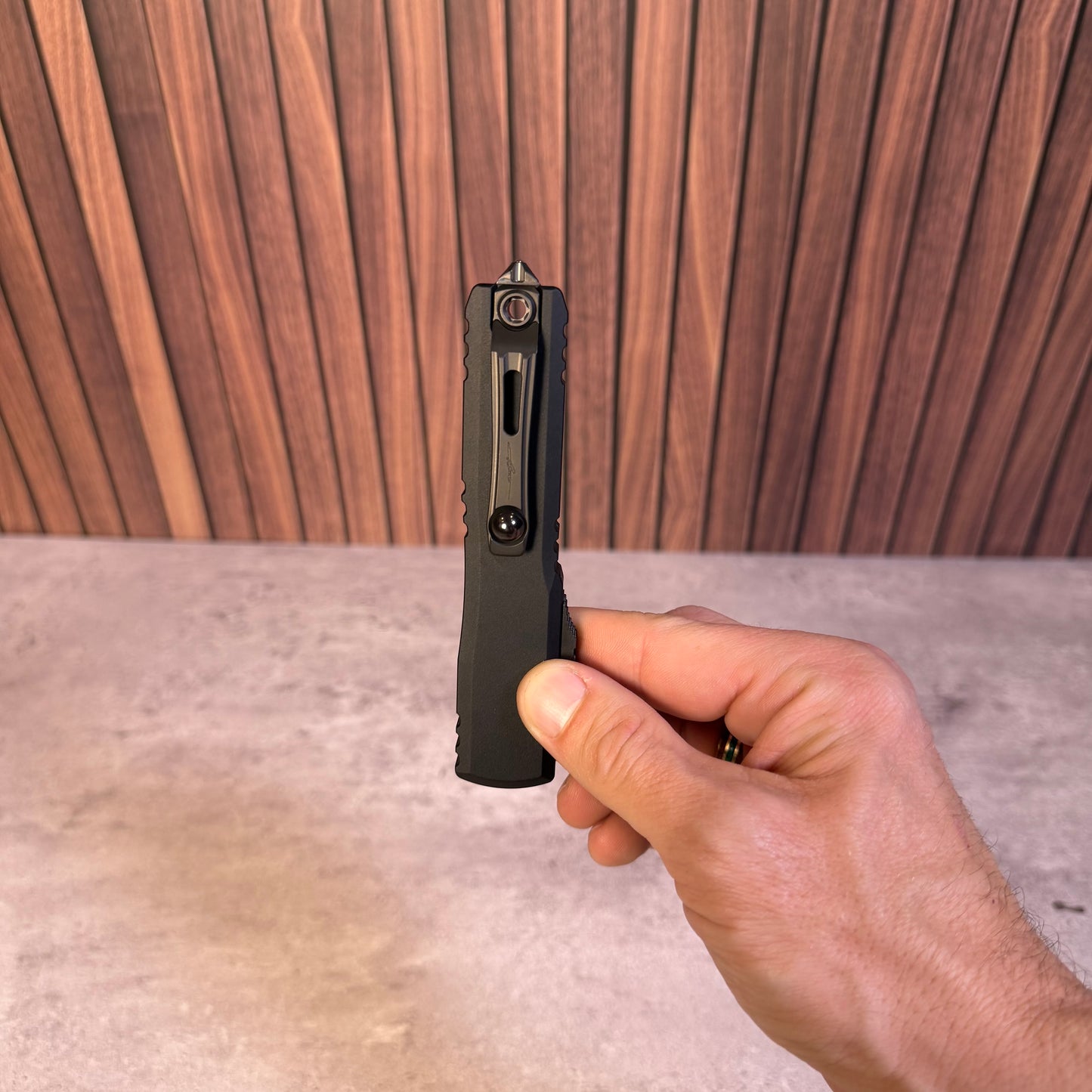 Ultratech Gen III ZBP S/E, 3.6″ M390MK Blade, DLC Shadow Signature Series (1121-1DLCTSH)