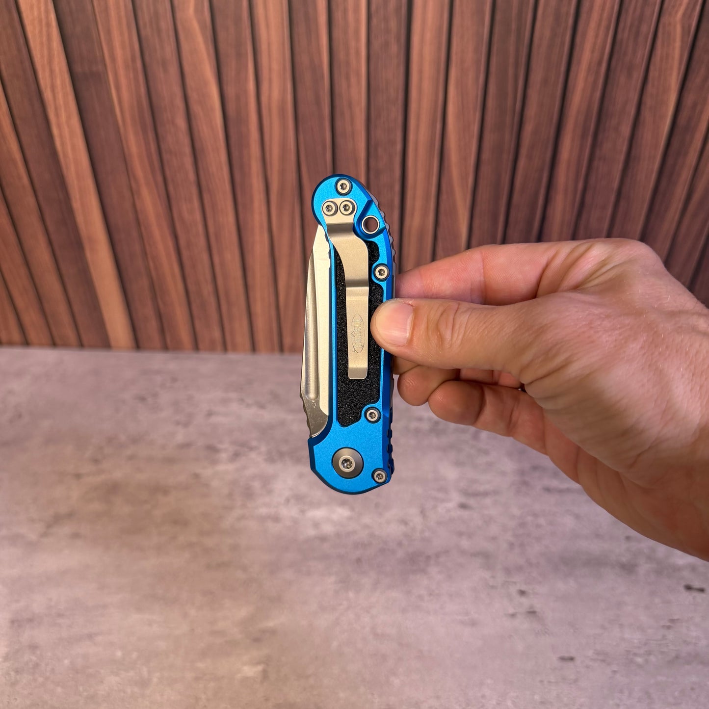 L.U.D.T. Gen III Blue T/E, 3.5″ M390MK Blade, Blue Aluminum, Made in USA (1136-10BL)