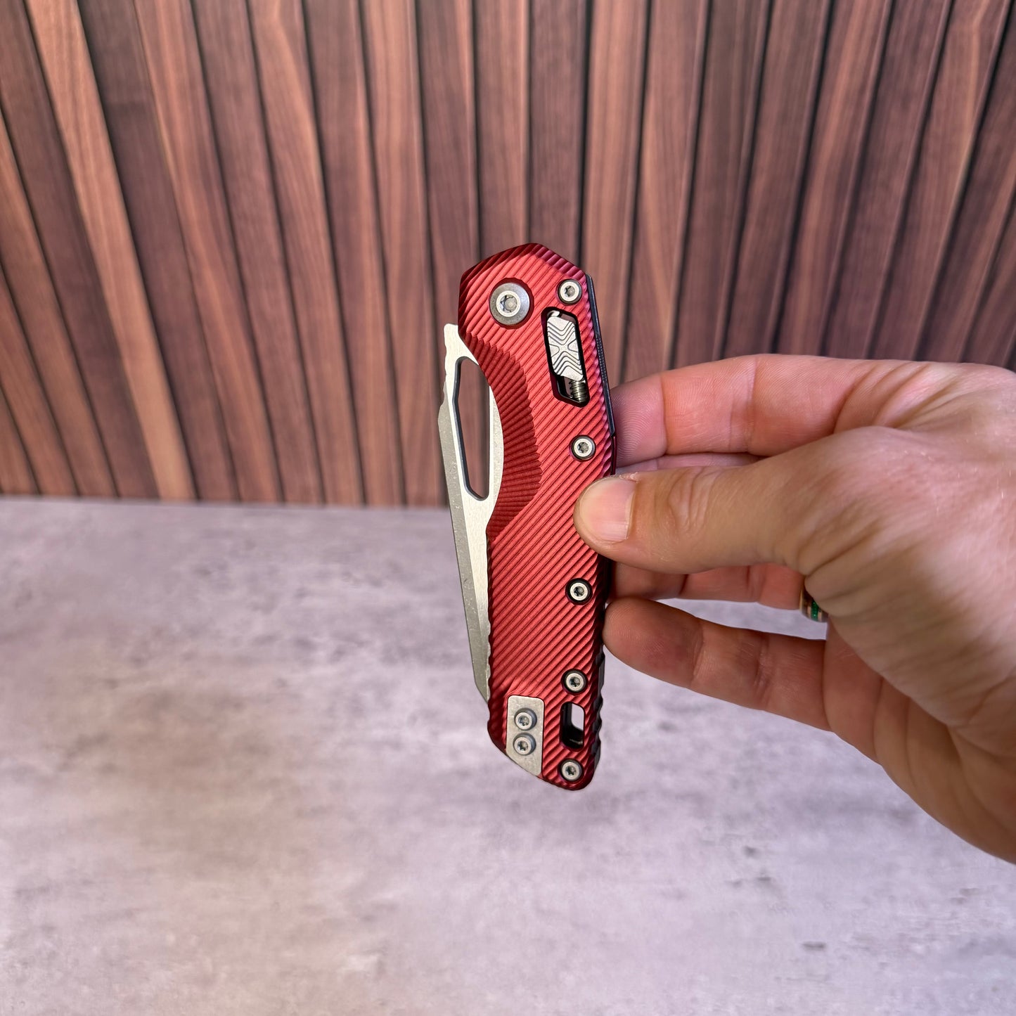 Microtech MSI Merlot Aluminum Fluted, 3.9″ M390MK Blade, Made in USA (210-10APFLMR)