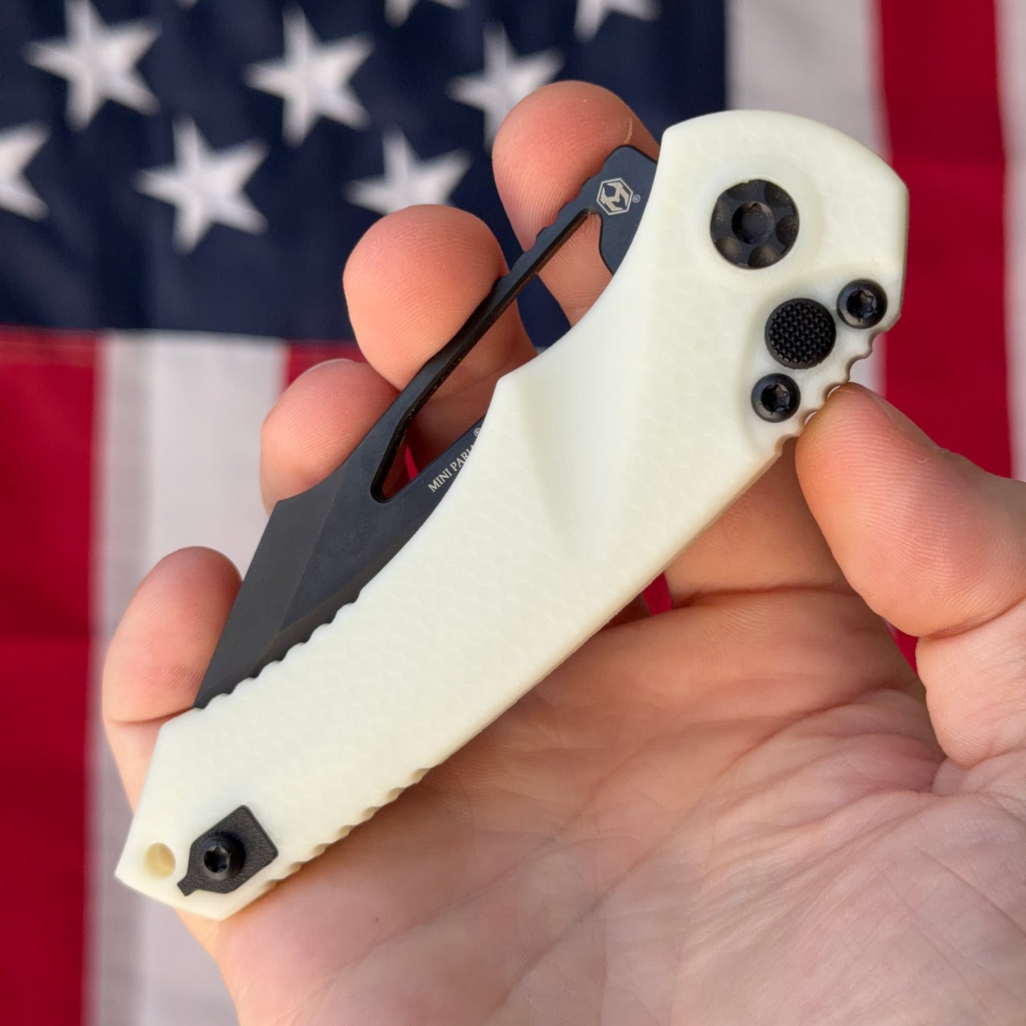The Back Door: Heretic Mini Pariah Glow in the Dark - Harpoon DLC MagnaCut (HO52-6A-GLO) (Used)